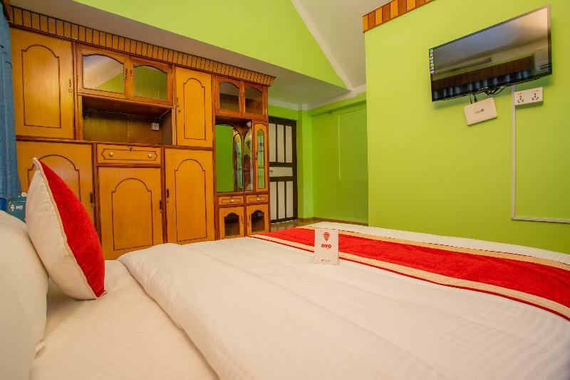 Oyo 146 Somewhere Hotel & Resturant Catmandu Exterior foto